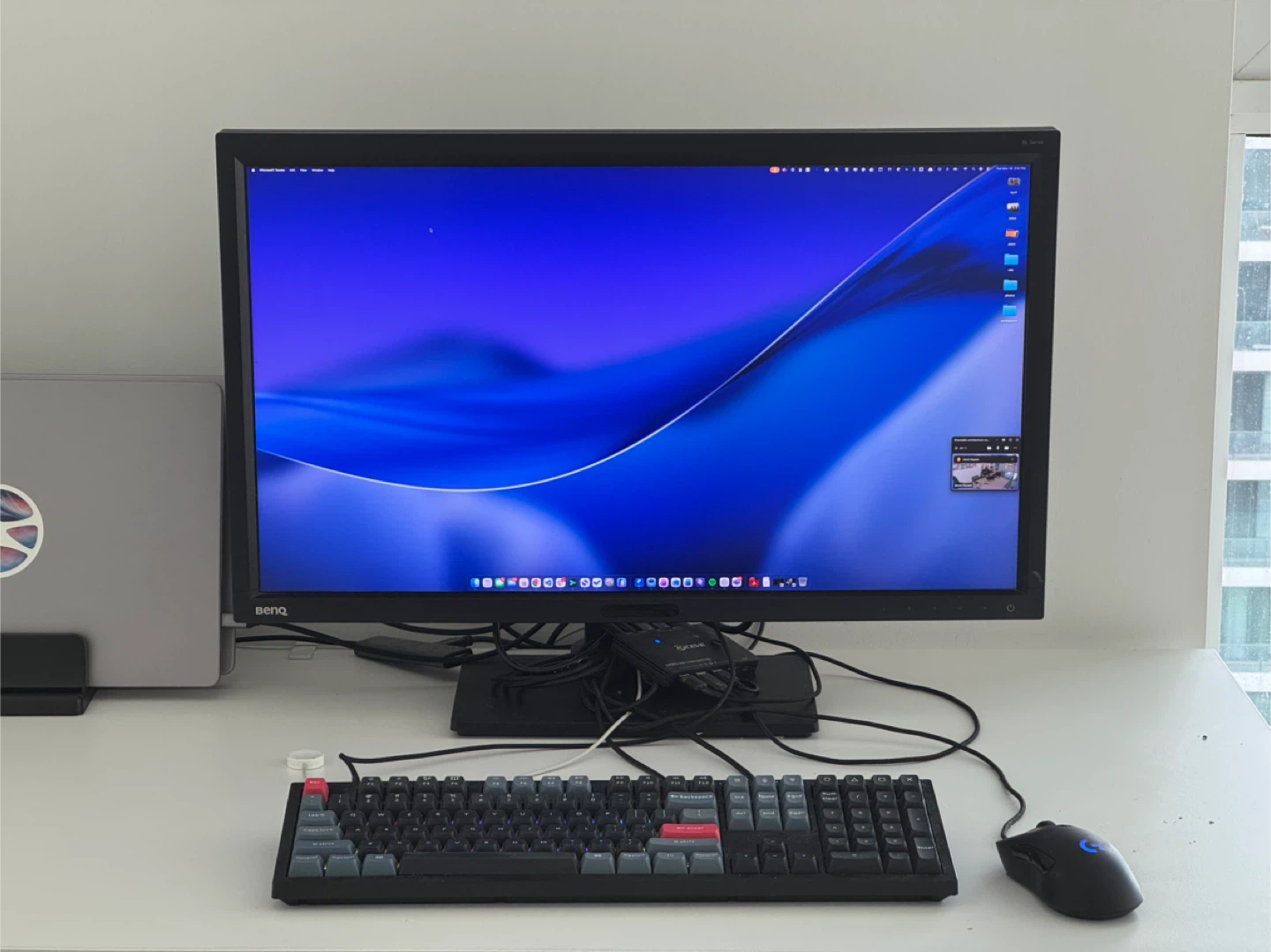 BenQ BL2711U 27" 16:9 4K UHD IPS Monitor - photo 4