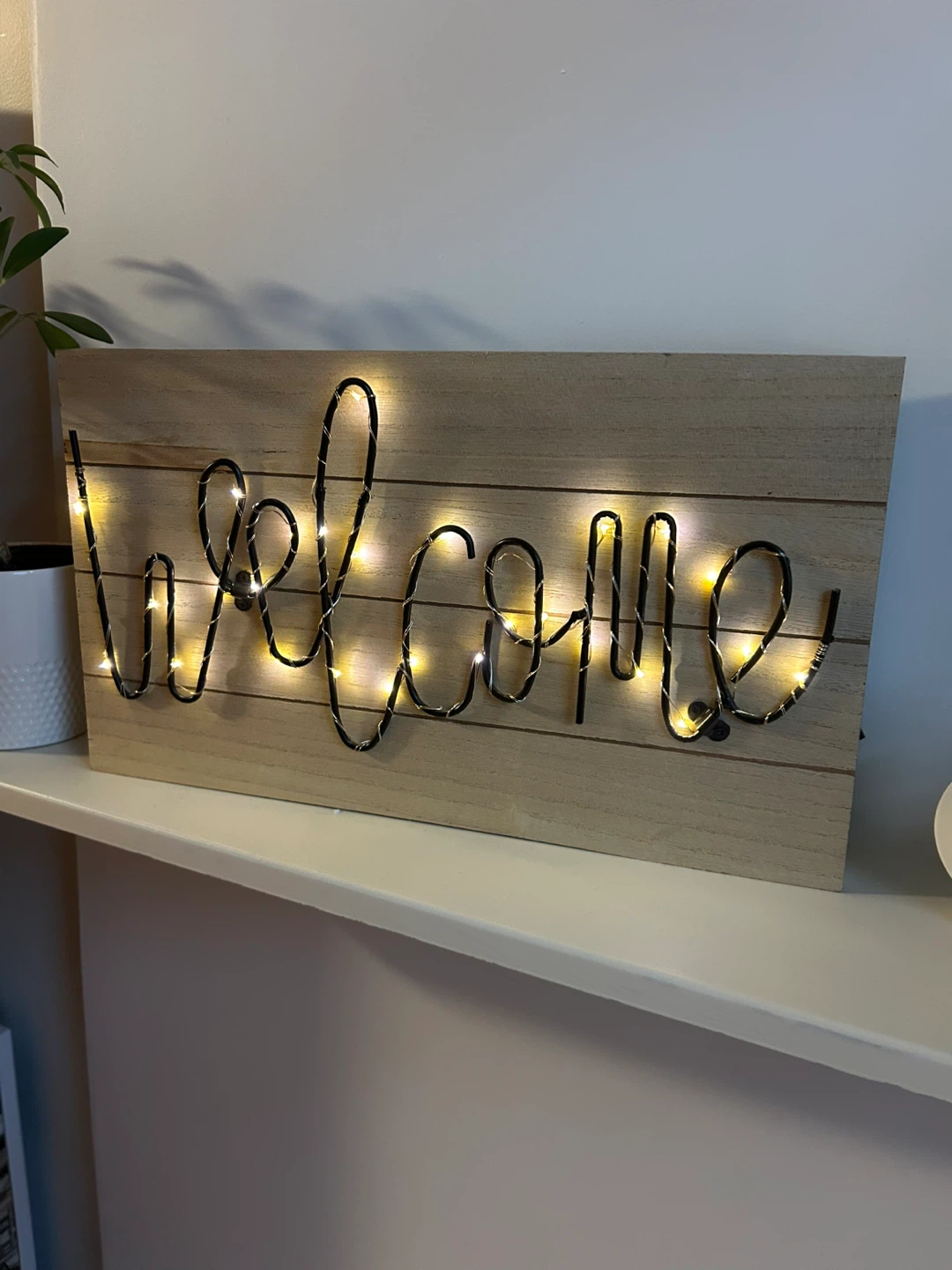 Welcome Light-Up Sign - photo 2