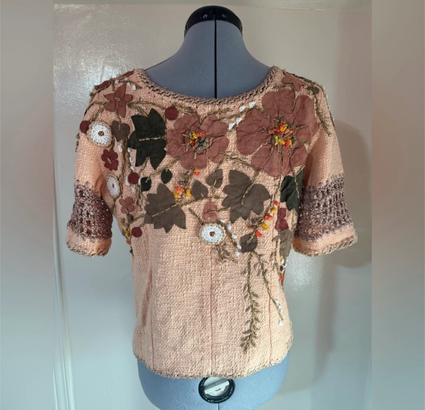 Handmade Floral Appliqué Knit Top - Size Medium - photo 2