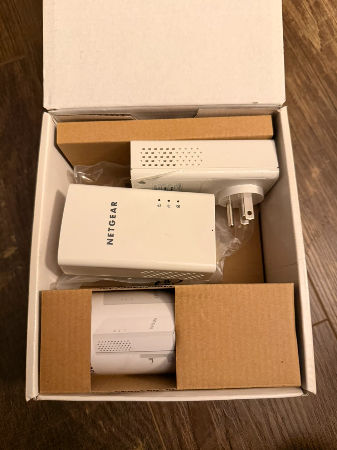 Netgear Powerline 1200 Adapter - photo 2