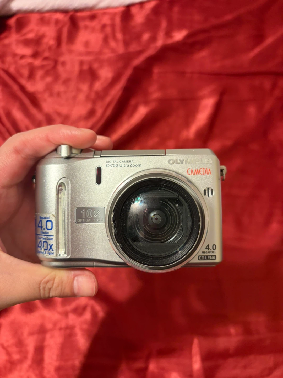 Olympus C-750 Ultra Zoom Digital Camera