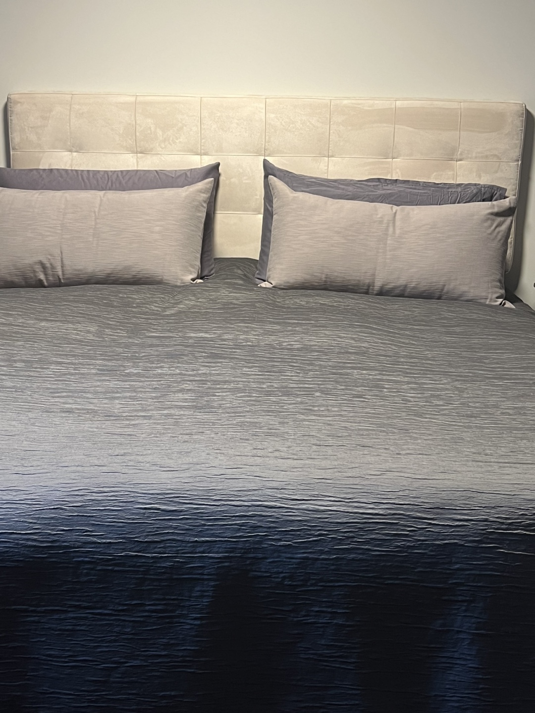King size headboard - photo 2