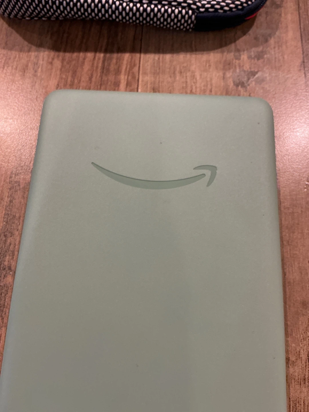 Amazon Kindle e-reader - photo 2
