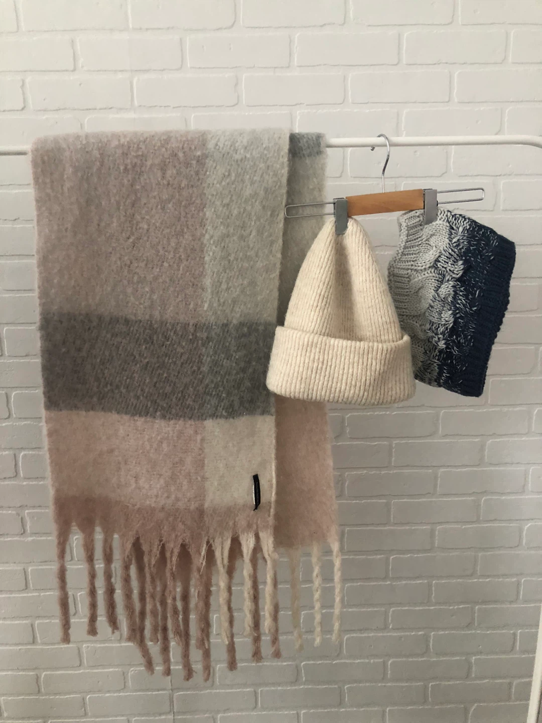 Banana Republic Scarf & Zara Beanie Set