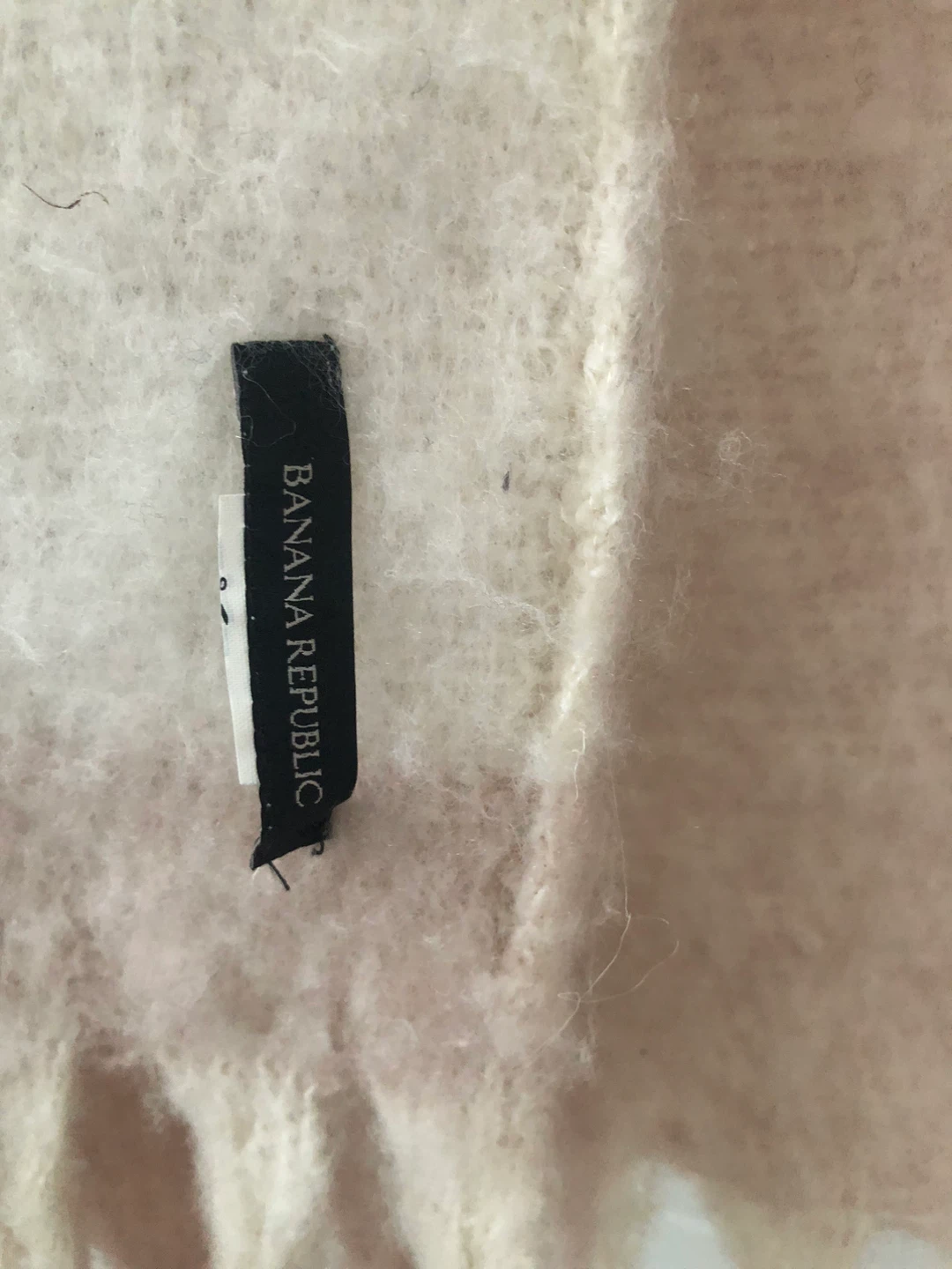 Banana Republic Scarf & Zara Beanie Set - photo 2