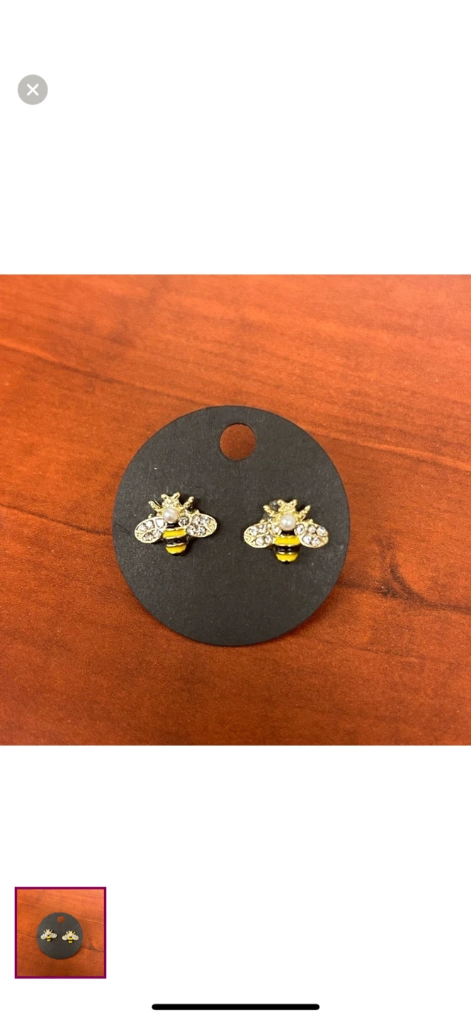 Cute Bee Earrings - photo 2