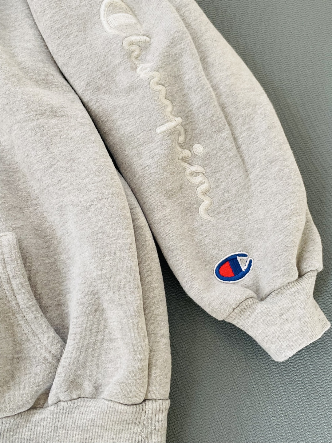 Champion Grey Hoodie, size S - photo 2