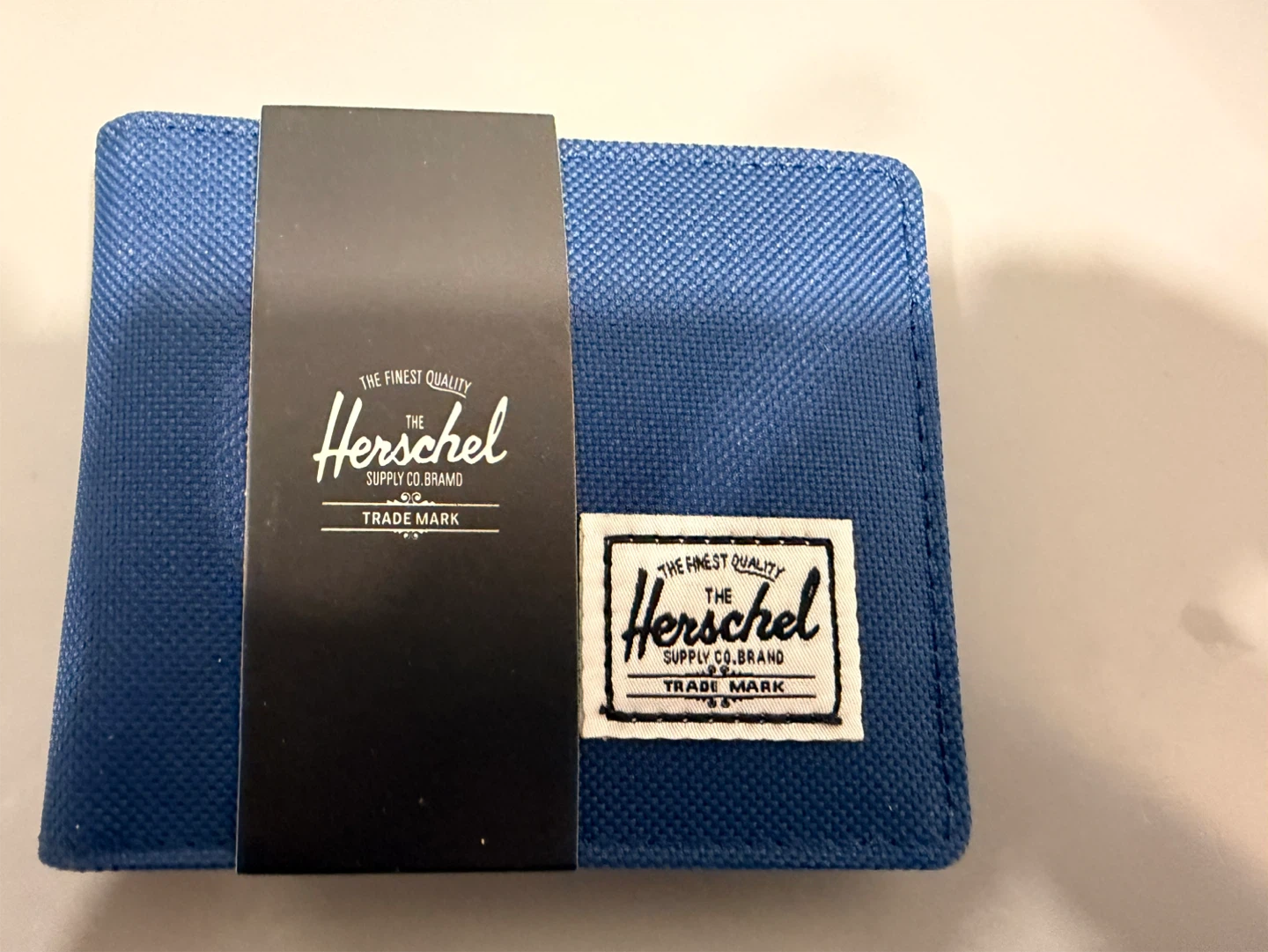 Herschel Supply Co. - Roy Wallet Coin- New in Box!