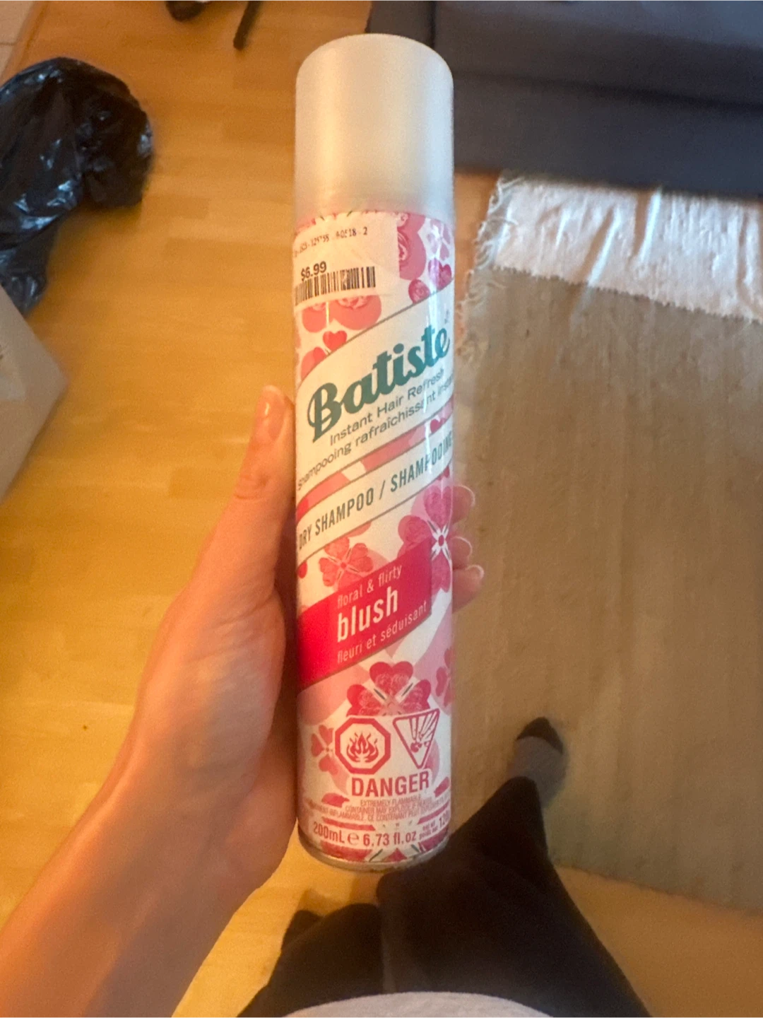 Batiste Floral & Flirty Blush Dry Shampoo