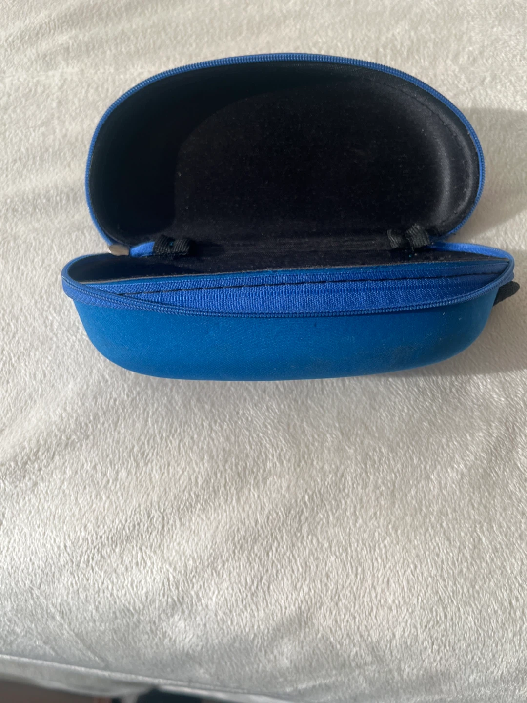 Blue zip up lightweight Eyeglasses Case - photo 3