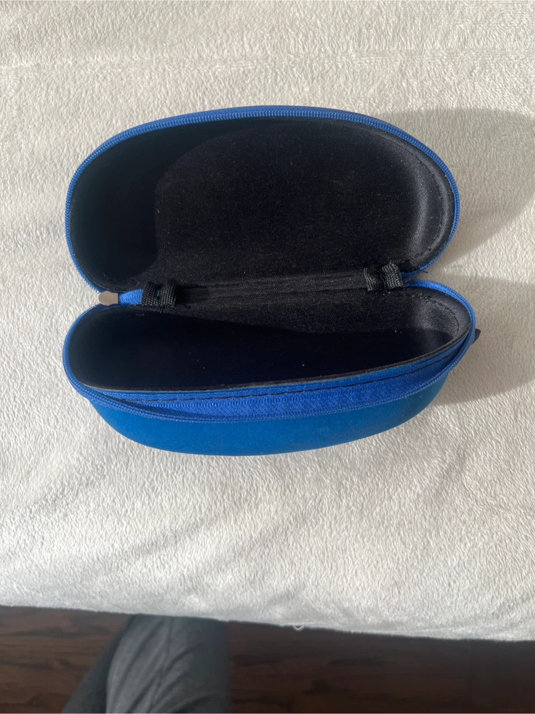 Blue zip up lightweight Eyeglasses Case - photo 2