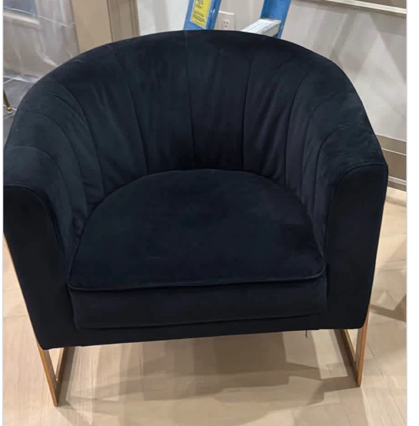 Black Barrel Accent Chair