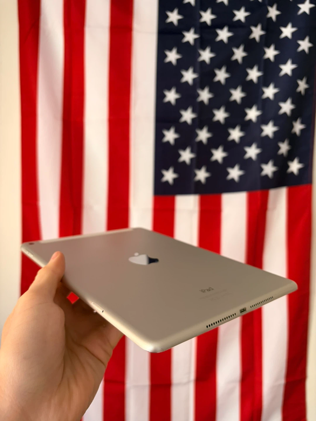 iPad Air 9.7-inch 2nd Gen / 64GB / LTE / Silver - photo 3