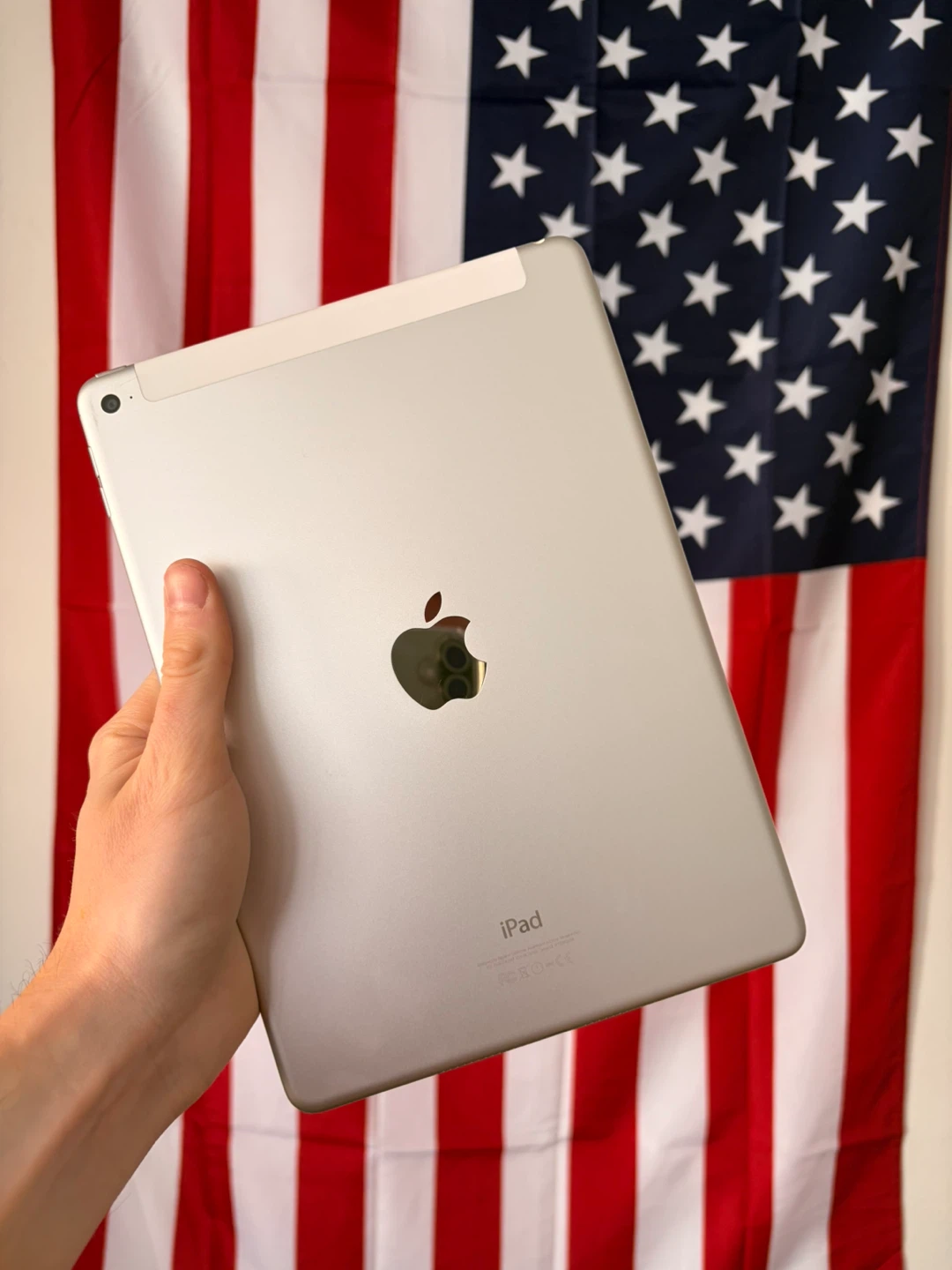 iPad Air 9.7-inch 2nd Gen / 64GB / LTE / Silver - photo 2
