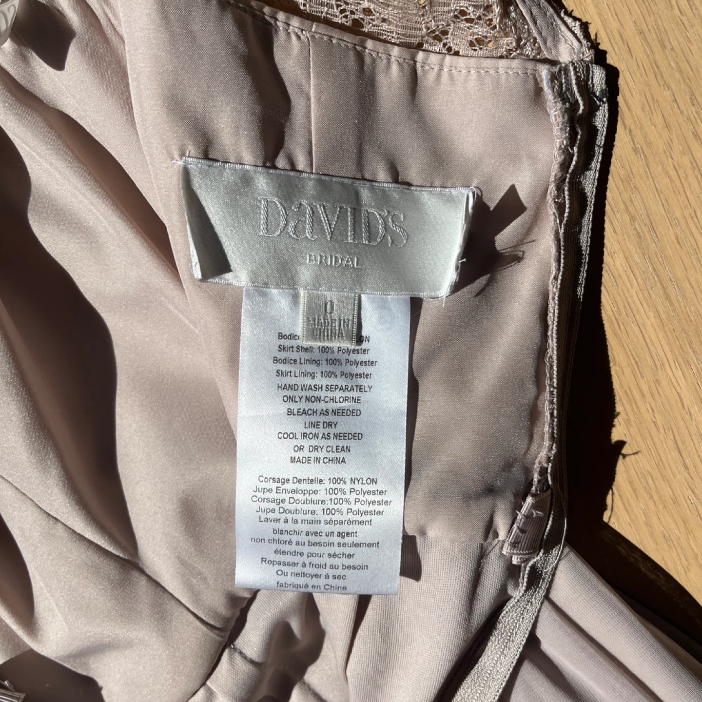 David's Bridal Gown - Size 0 - photo 4