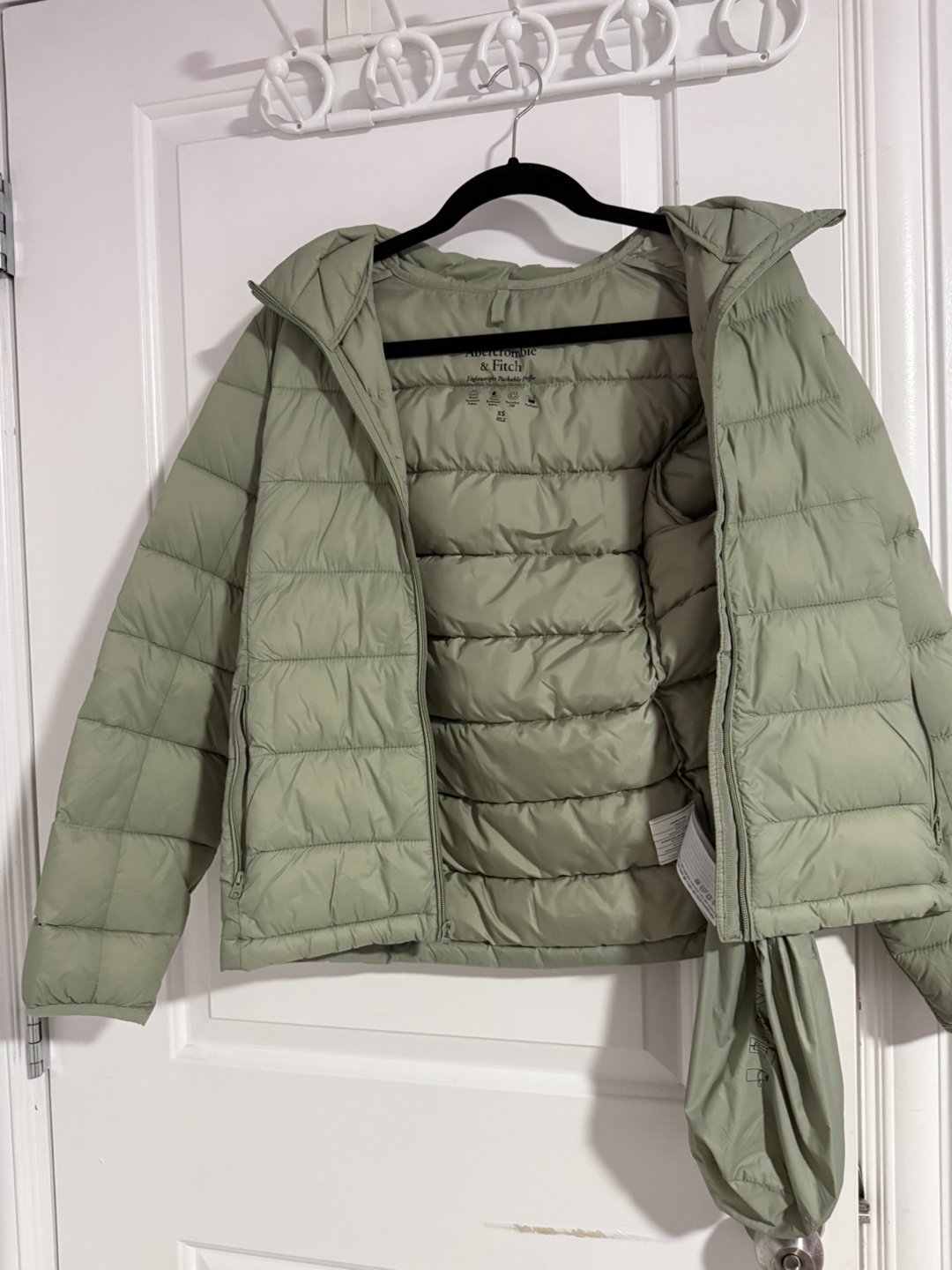 Abercrombie & Fitch Lightweight Packable Puffer - XS