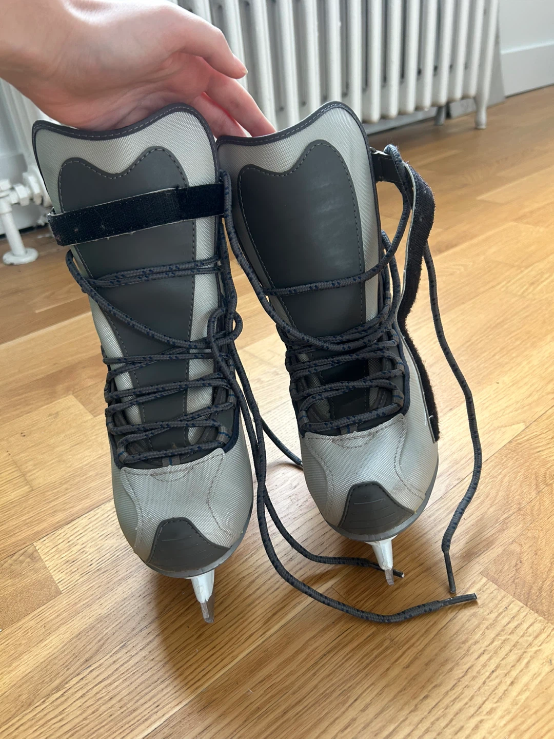 Reebok Ice Skates - Size 8