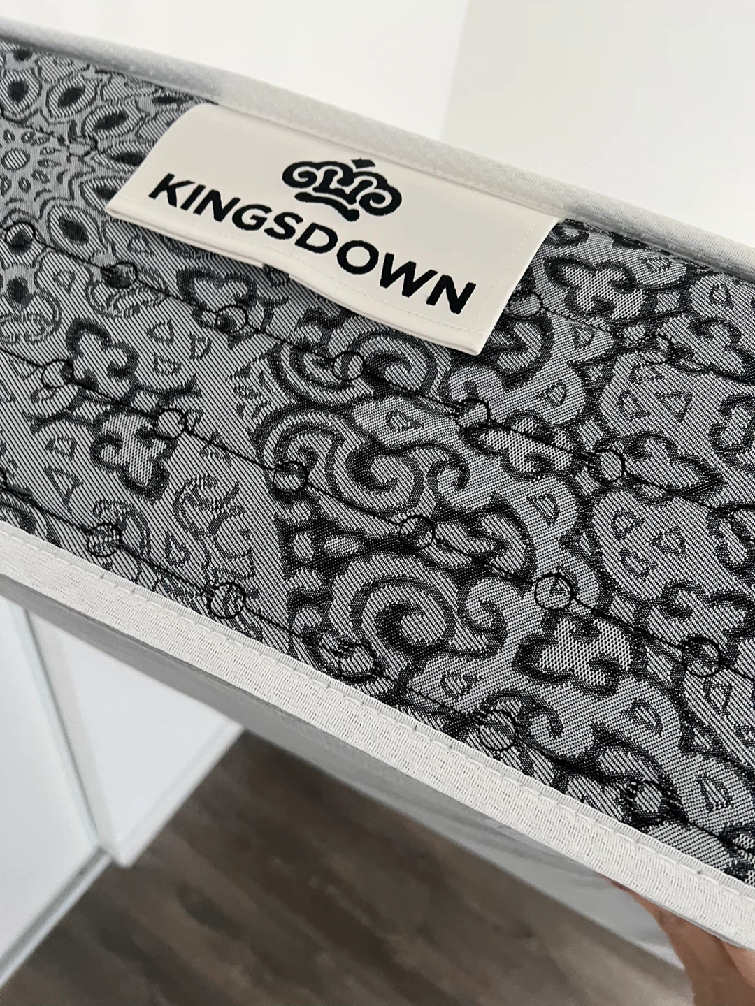 Kingsdown Mattress Queen Size (Sleep country)