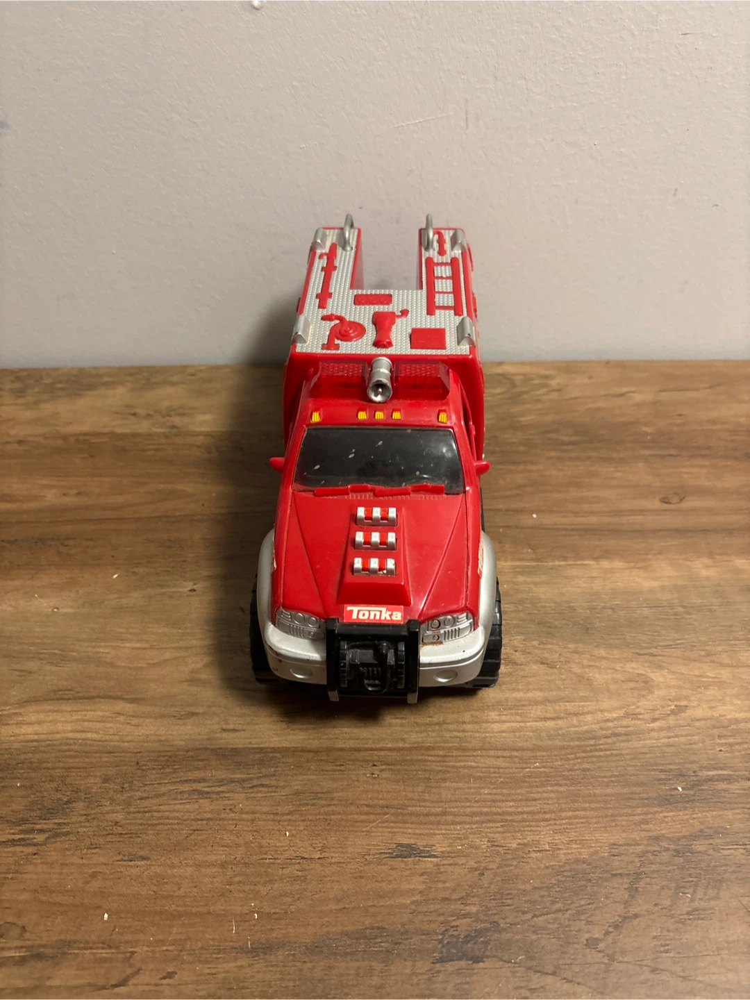 Tonka Rescue Fire Truck - photo 2