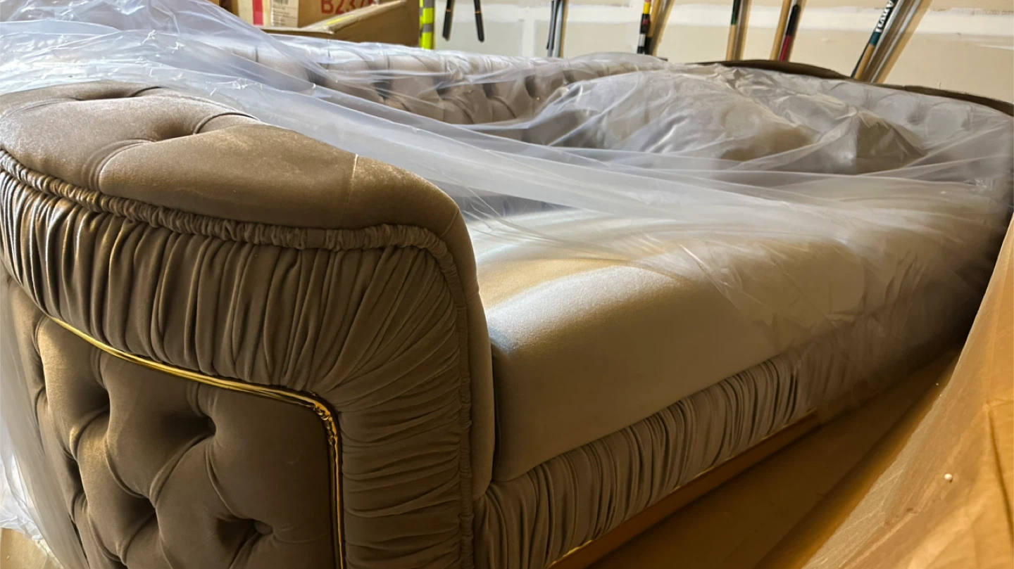 Grey Velvet Tufted Sofa set - photo 4