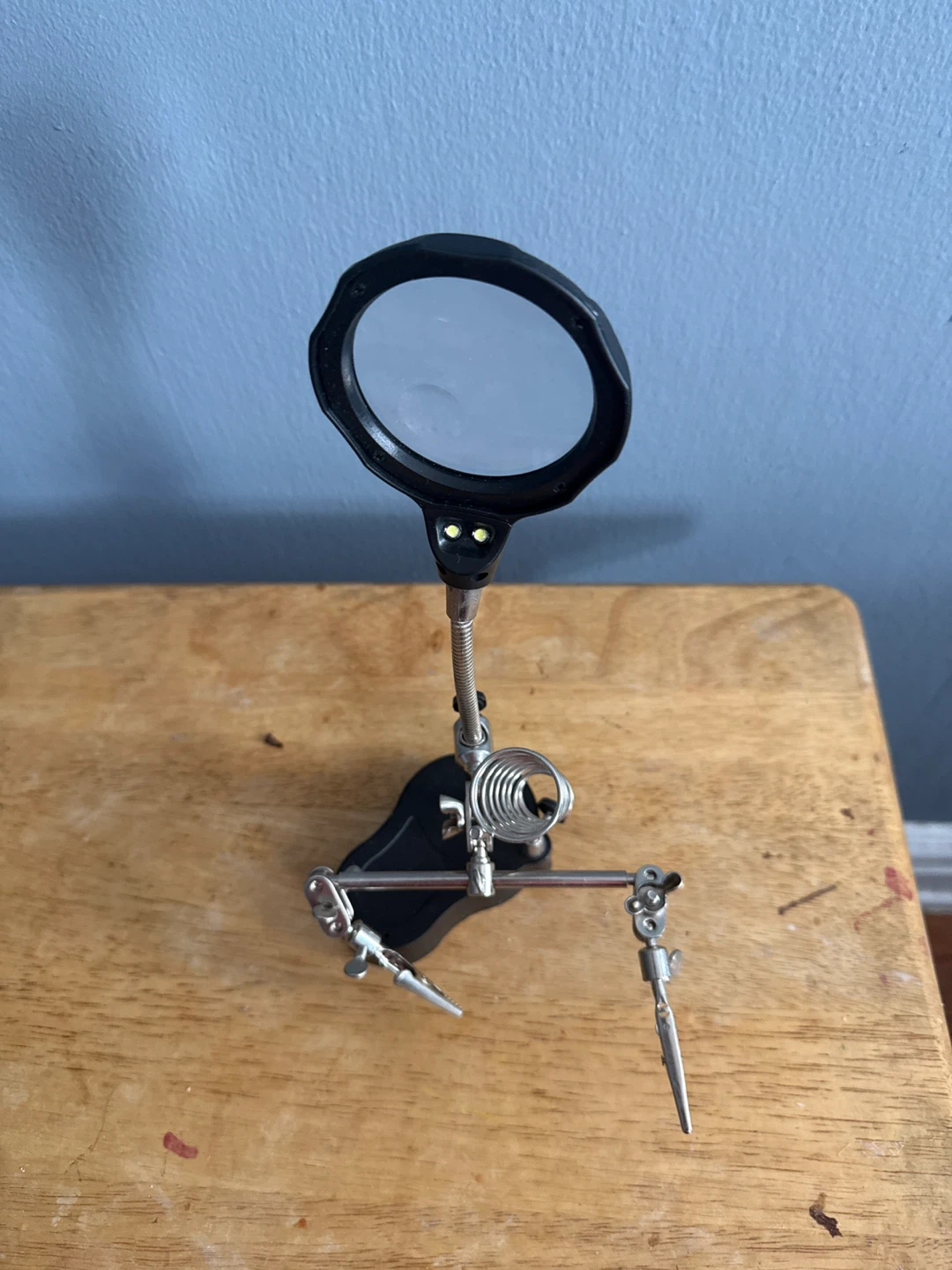 Helping Hand Soldering Stand