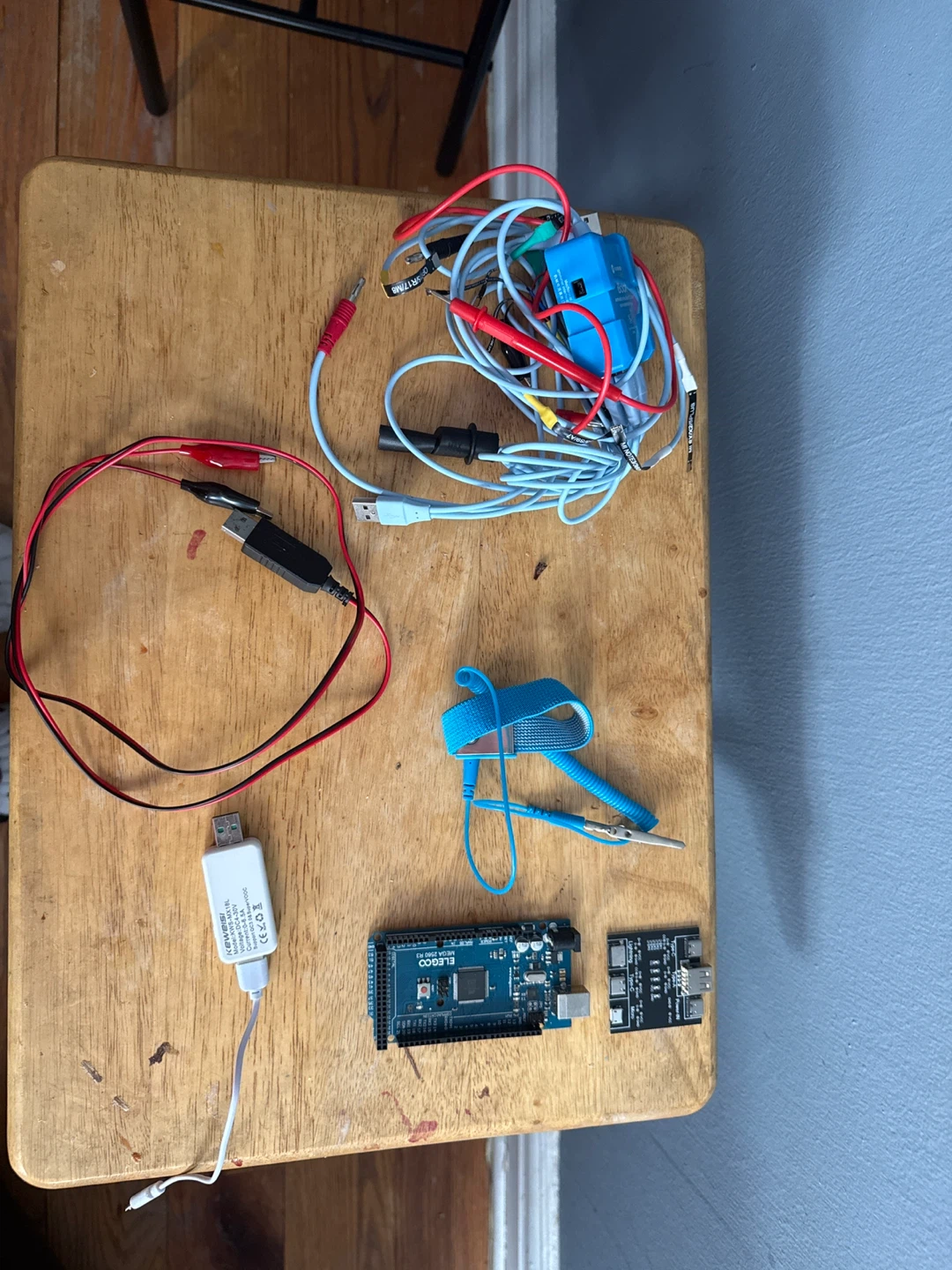 ELEGOO EGA 2560 R3 Electronic Components