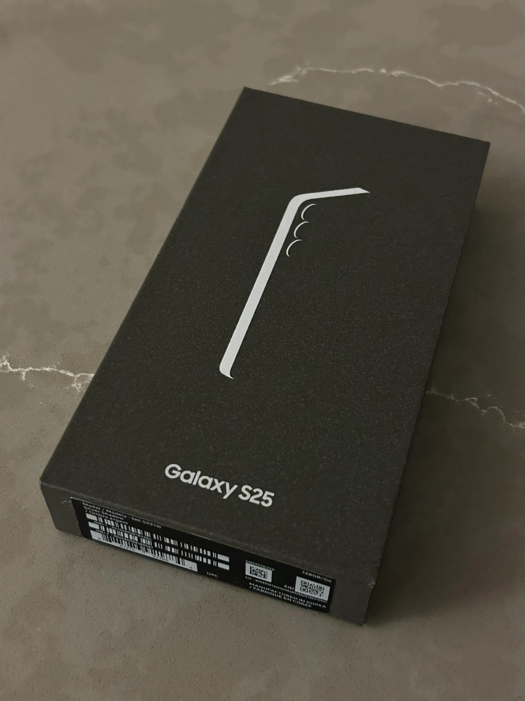 New Samsung Galaxy S25 - Silver Shadow - 128GB