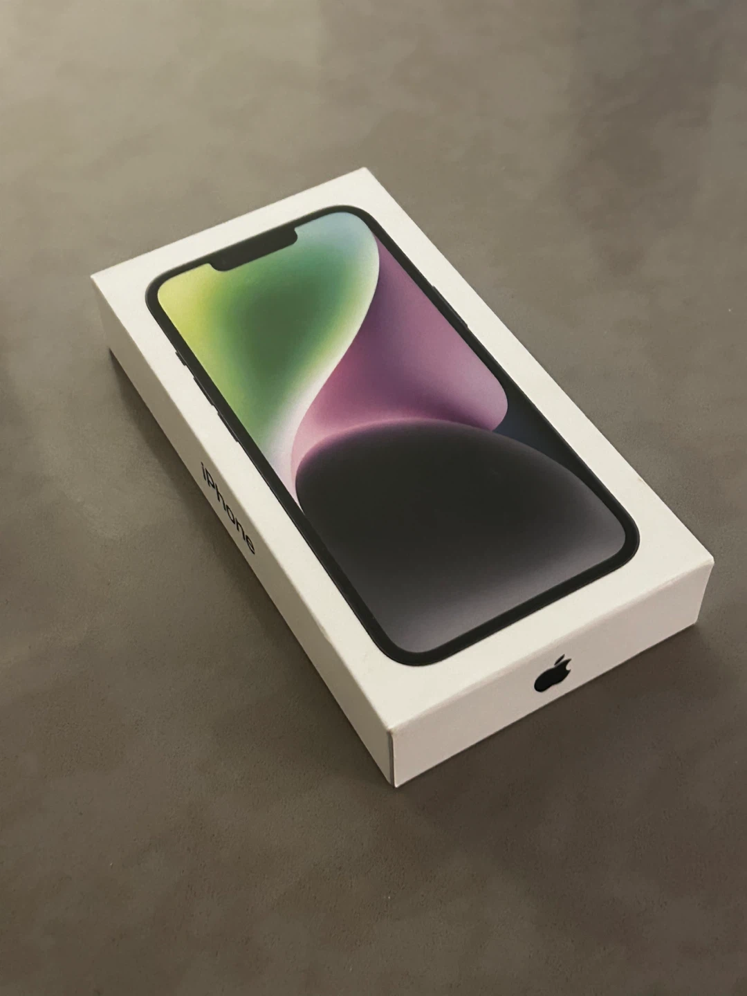 Apple iPhone 14 - Black