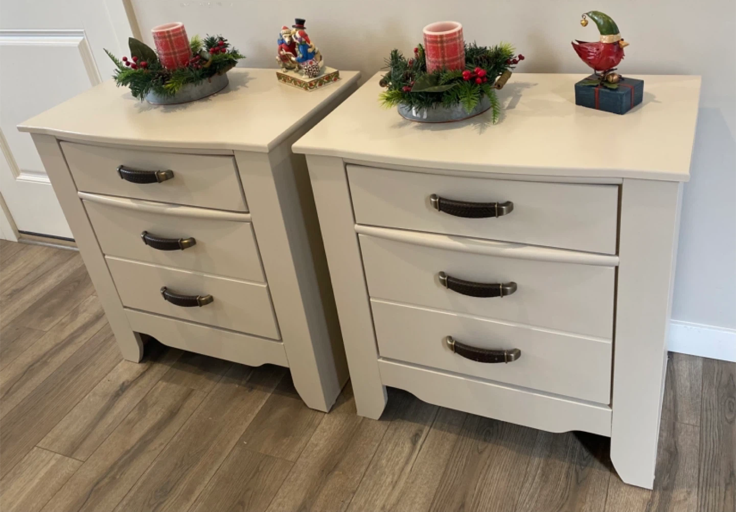 King sized nightstands pair cashmere & satin finish - photo 2