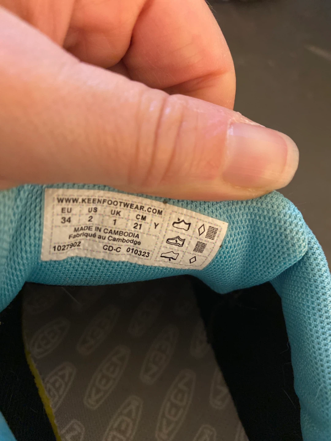 Keen Waterproof Trail Shoes - US Size 2 - photo 2