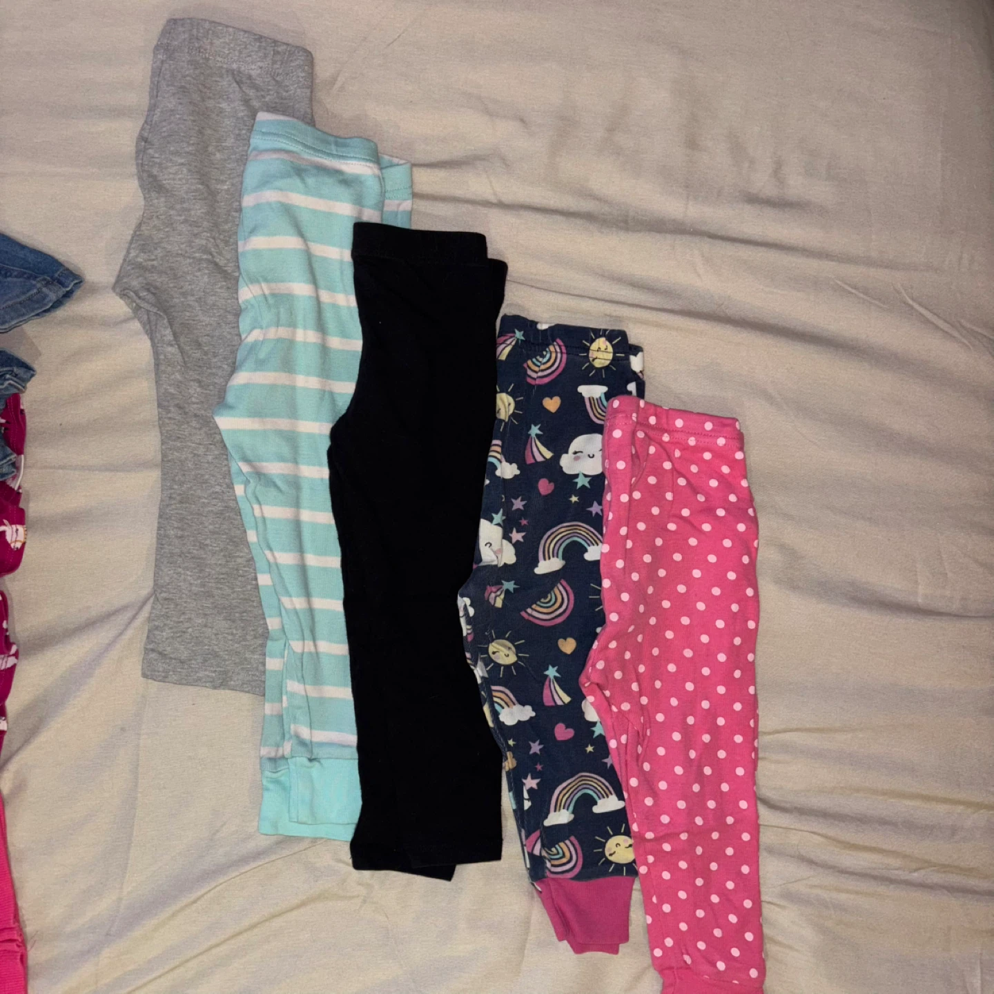 Mixed Baby Clothes Bundle - OshKosh, Gap - photo 3