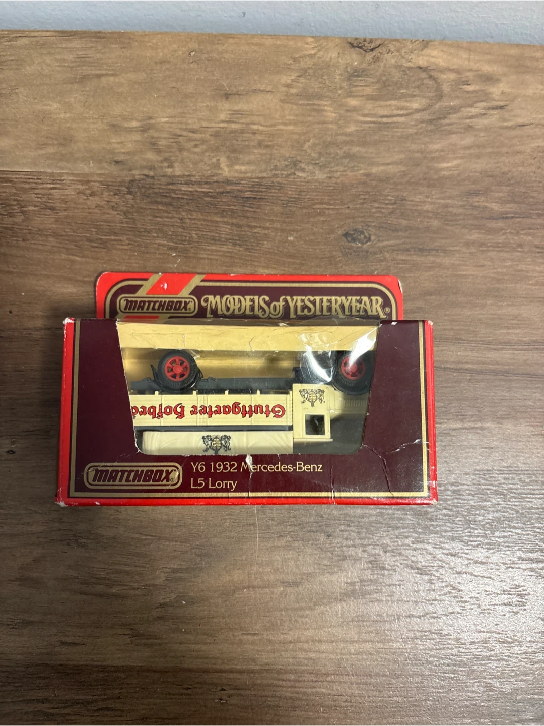 Matchbox Models of Yesteryear Y6 1932 Mercedes-Benz L5 Lorry - photo 3