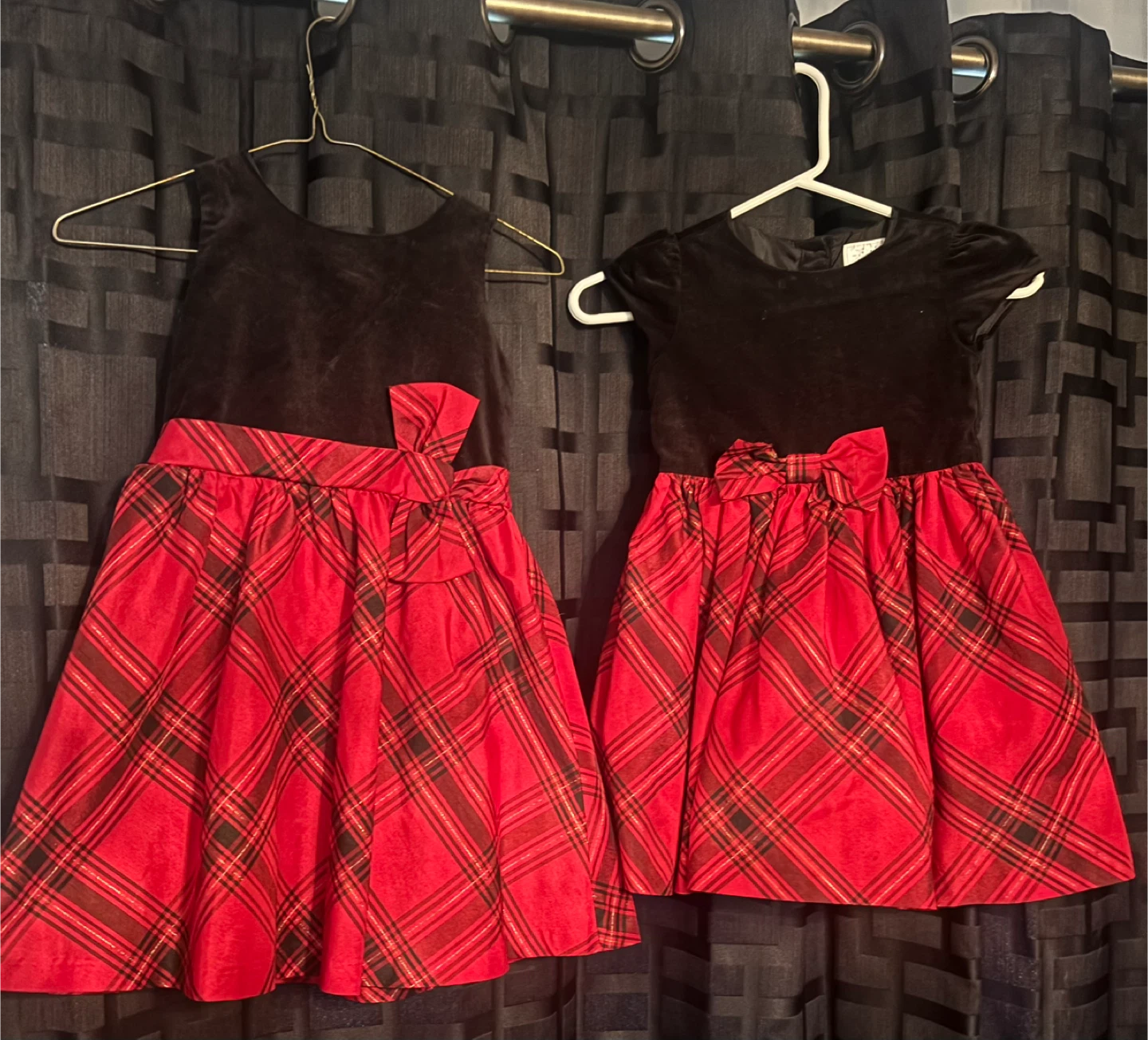 Girls Red Plaid Christmas Dresses size 4t and 5t