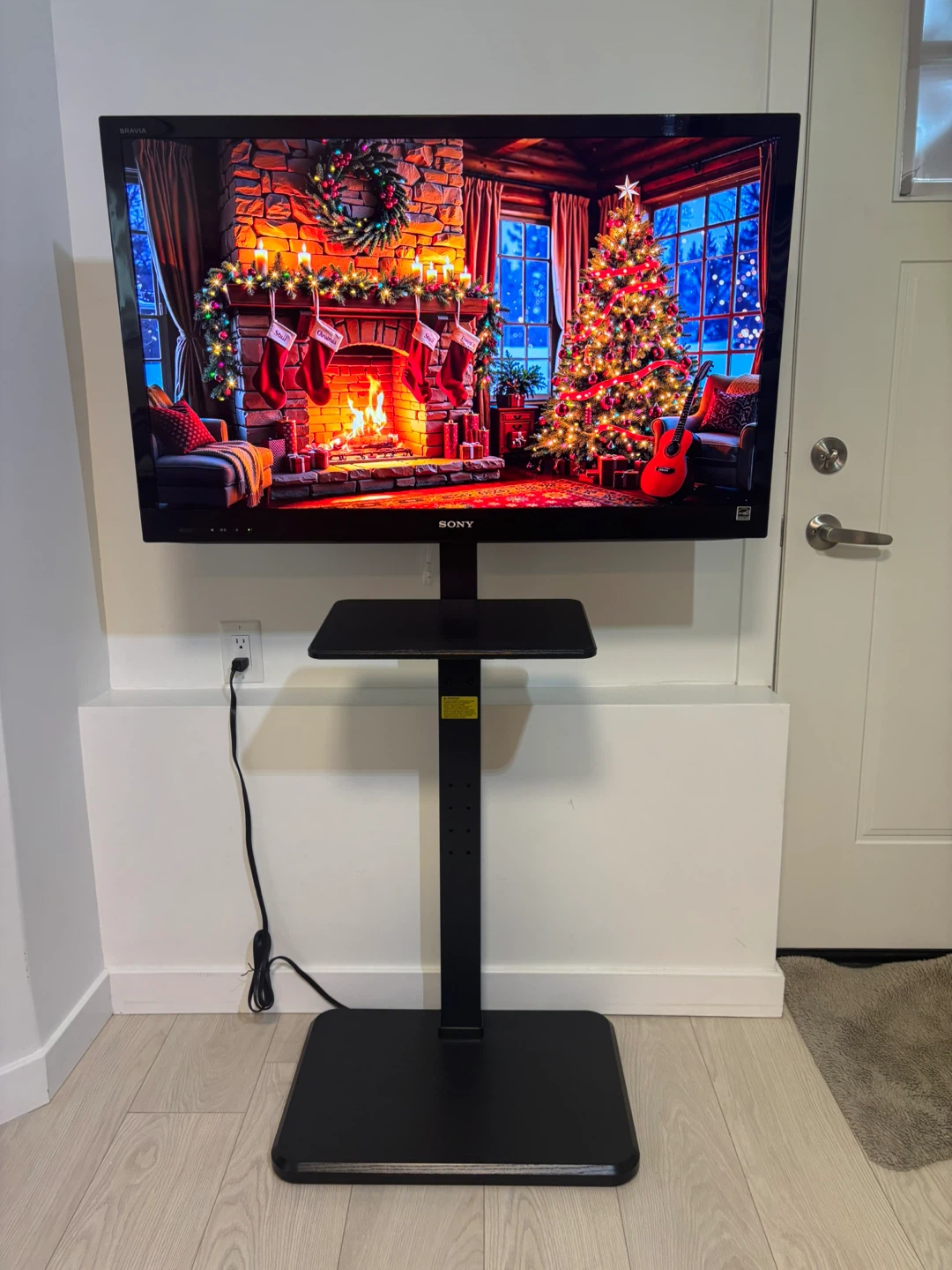 Sony 40” LCD TV (KDL-40EX521) + TV Floor Stand with Power & USB - photo 5