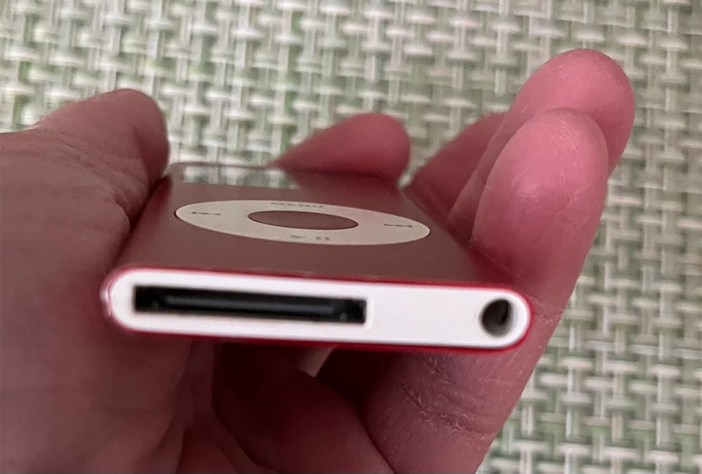 Apple iPod Nano Red with 2 Chargers - photo 4