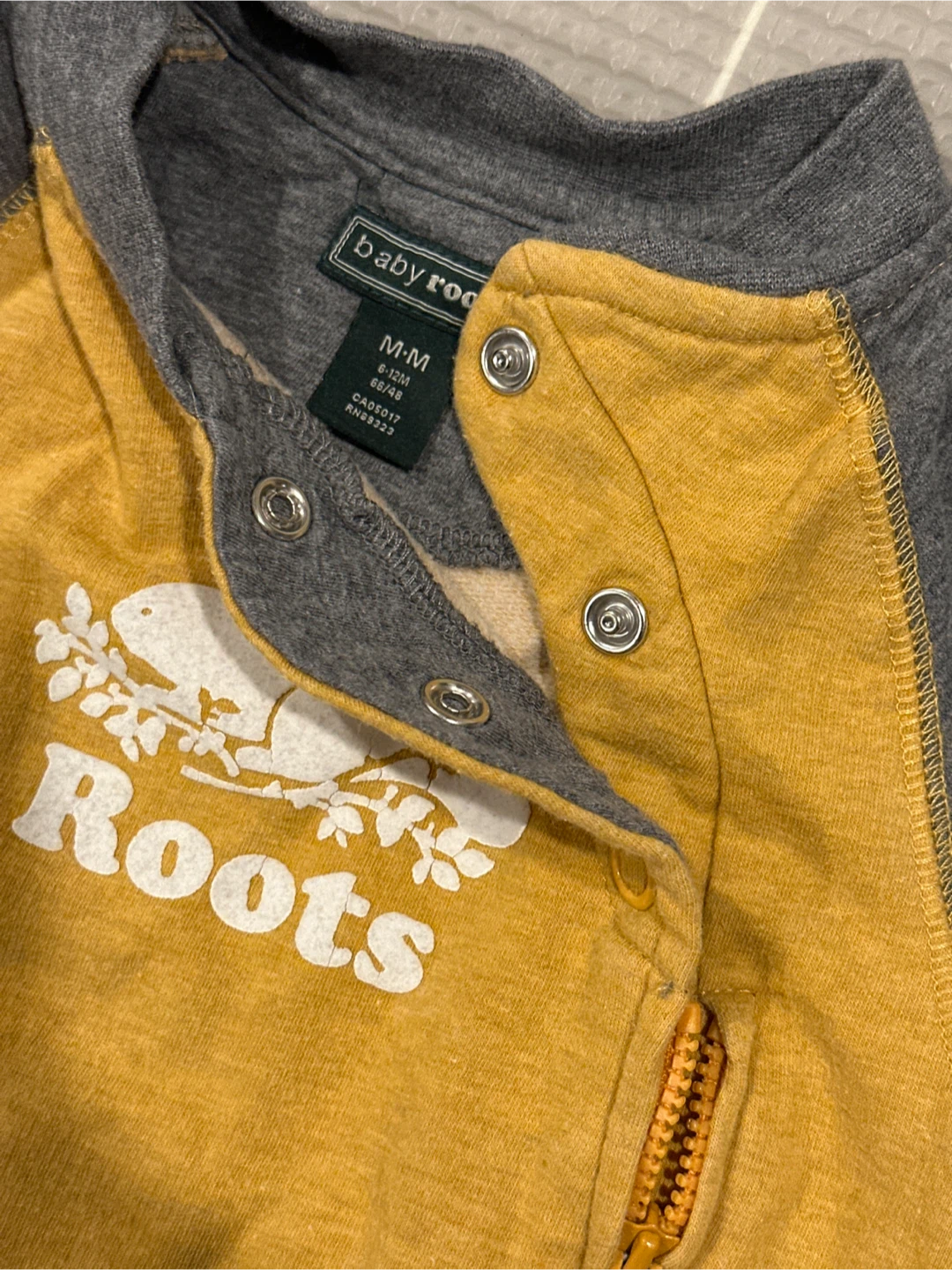 Roots Baby Organic Romper - Size M/M (6M-12M) - photo 2