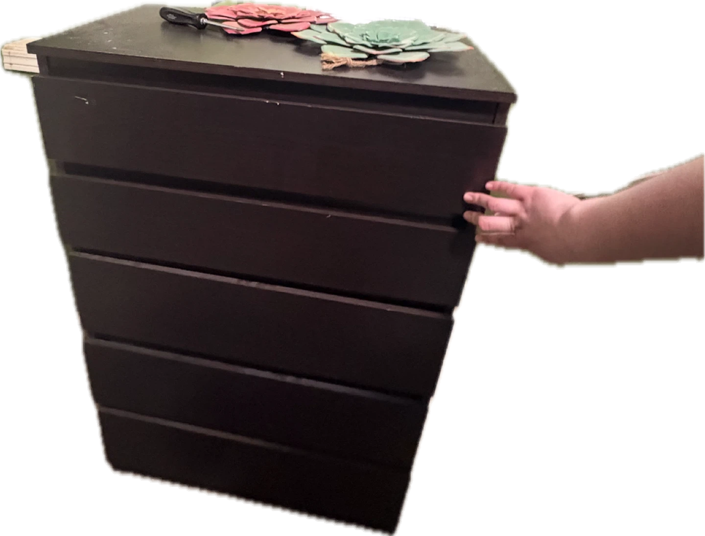 Brown 5-Drawer Dresser
