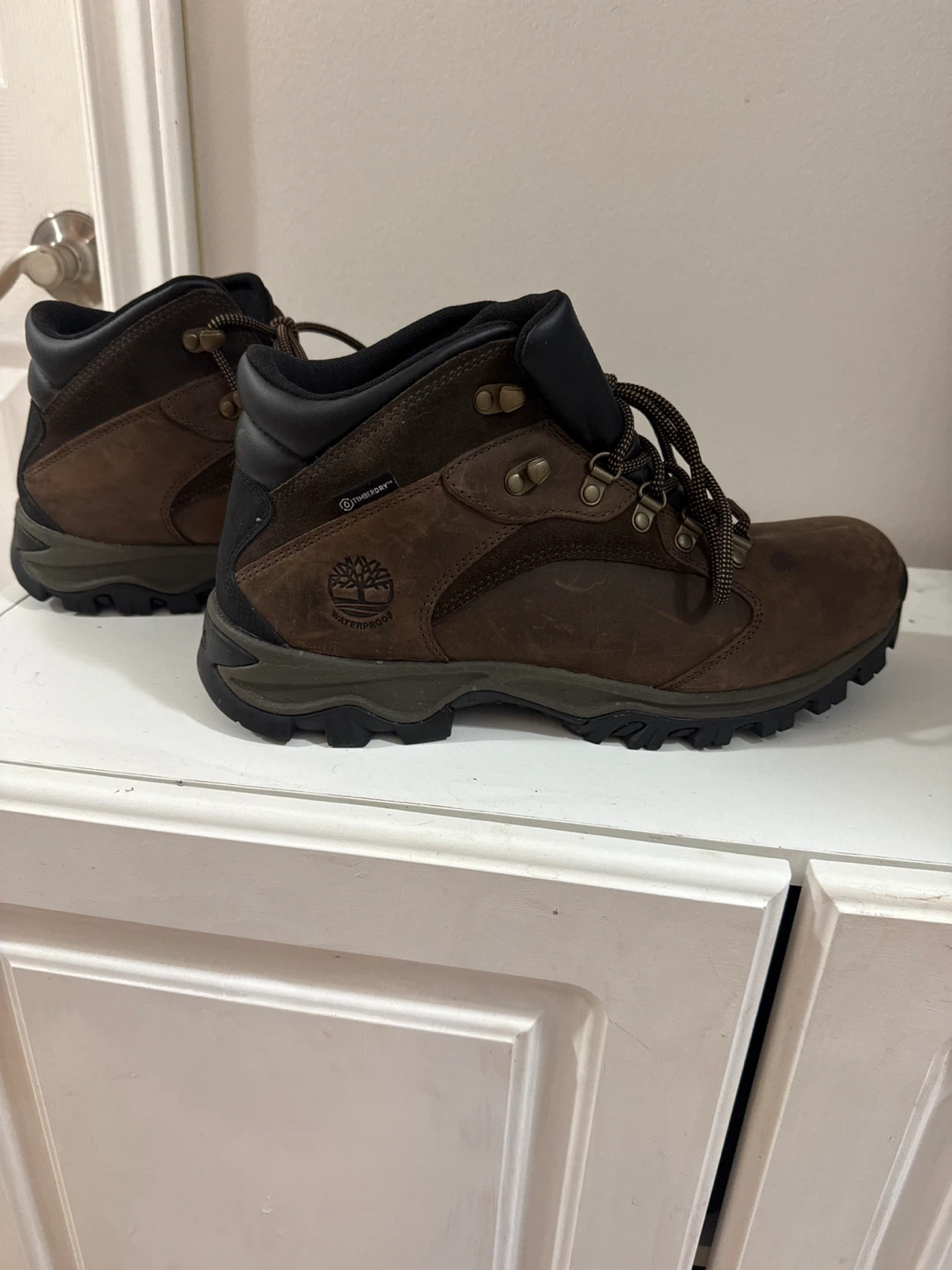 Timberland Waterproof Hiking Boots - Size 11 - photo 4