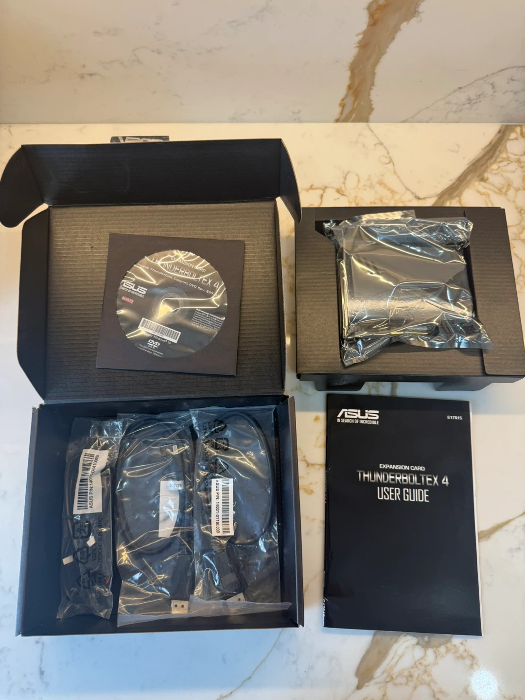 ASUS ThunderboltEX 4 Expansion Card + Accessories - photo 2