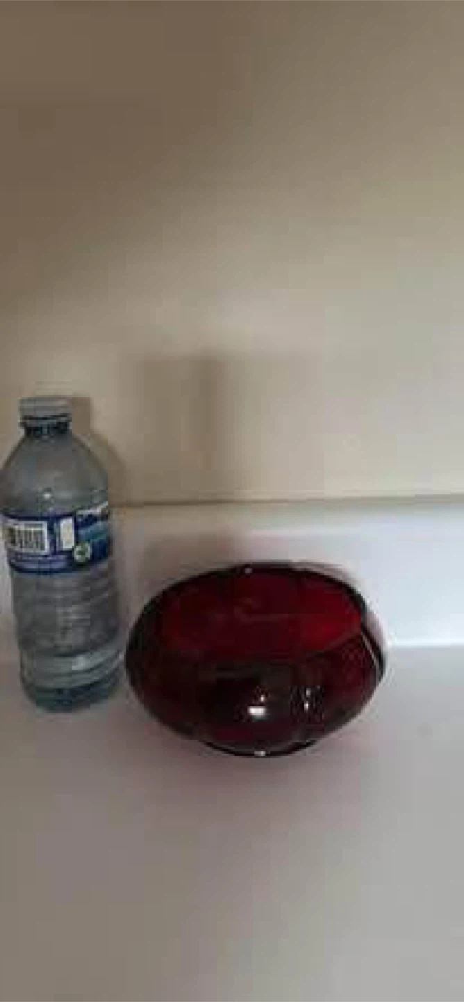 Red Glass Bowl - photo 2