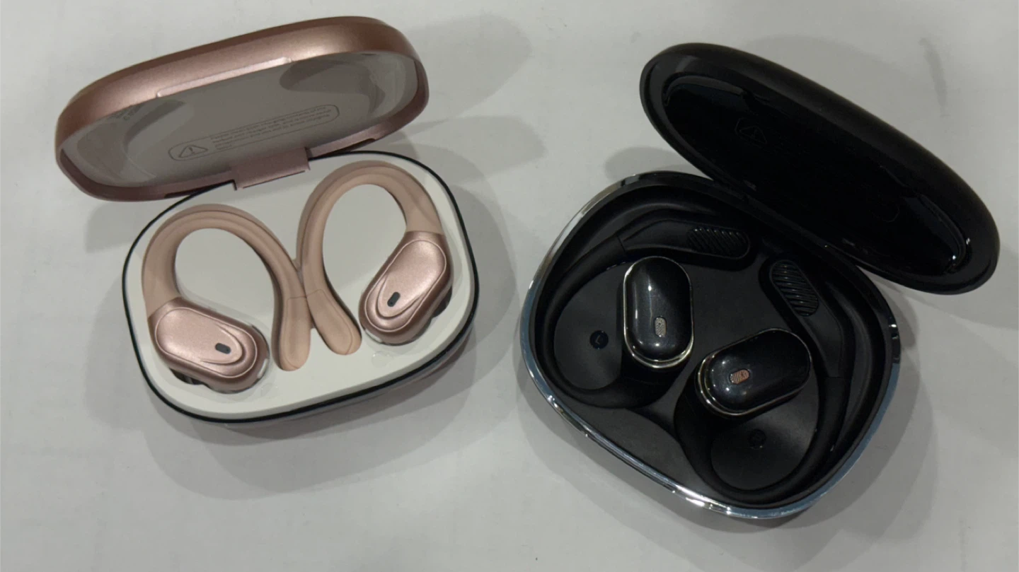Wireless Bluetooth Earbuds - photo 2