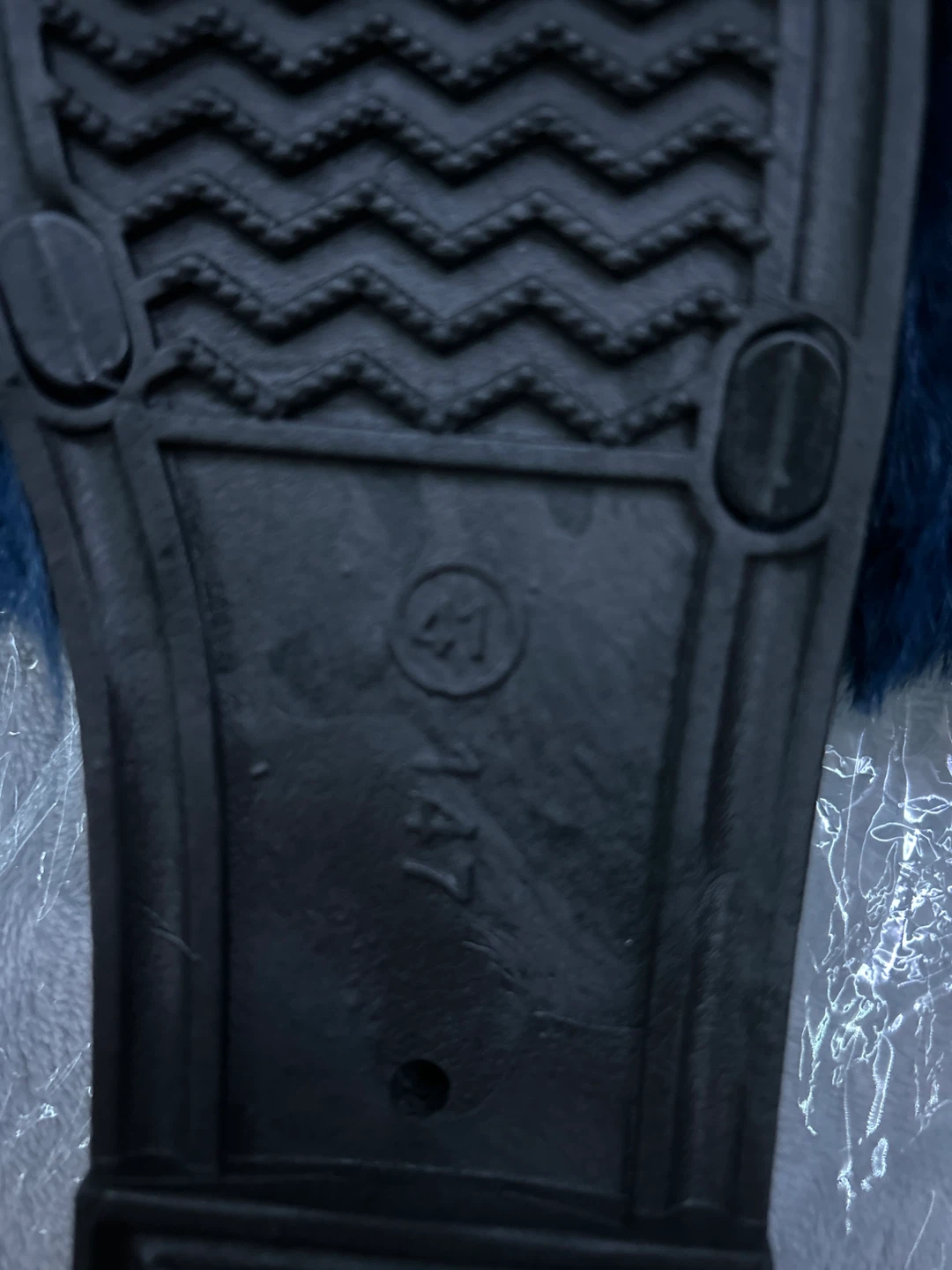 Blue Furry Slides - Size 41 - photo 3