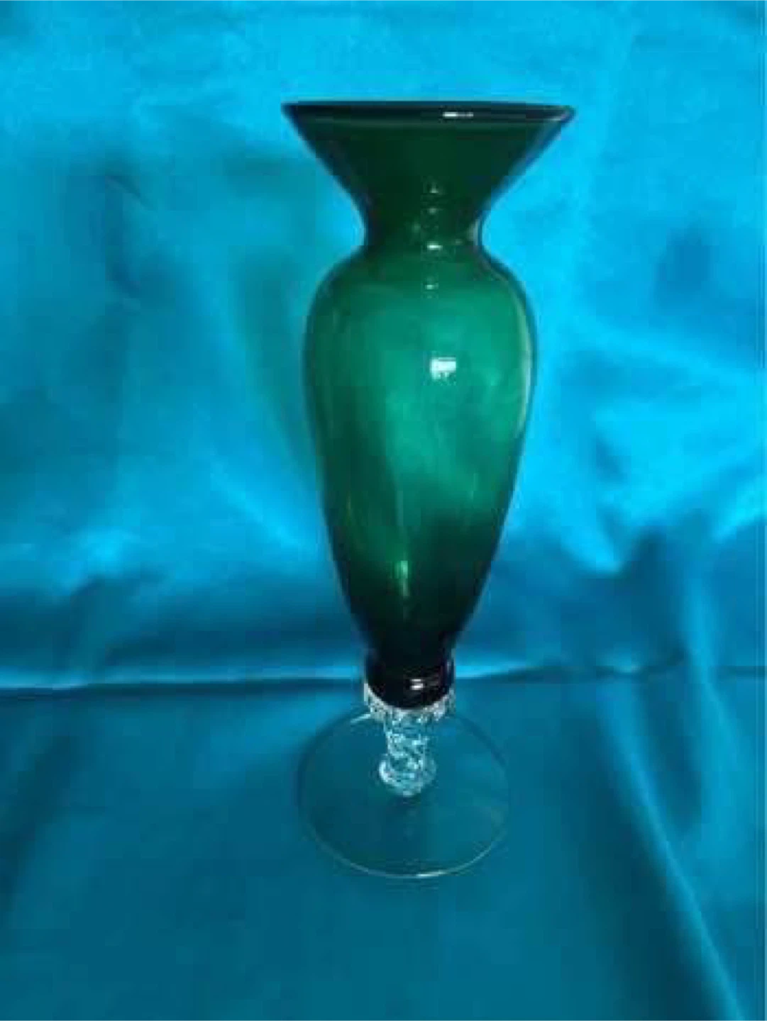 Green Glass Vase - photo 2