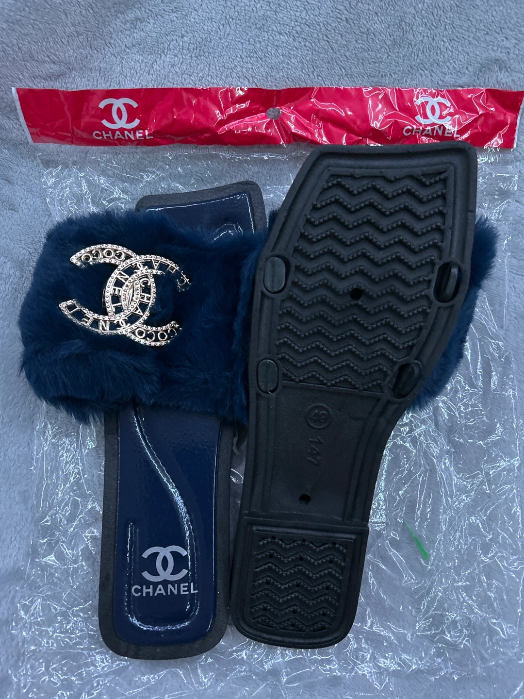 Blue Fur Slides Size 40 - photo 2