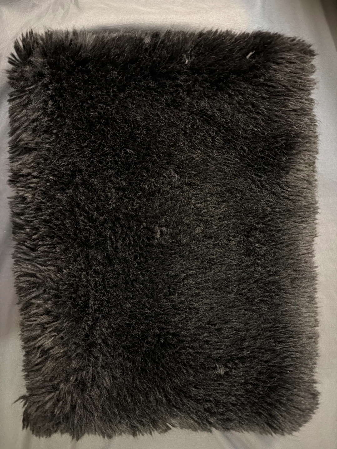 Aritzia Babaton Grey Faux Fur Circle Scarf - photo 2