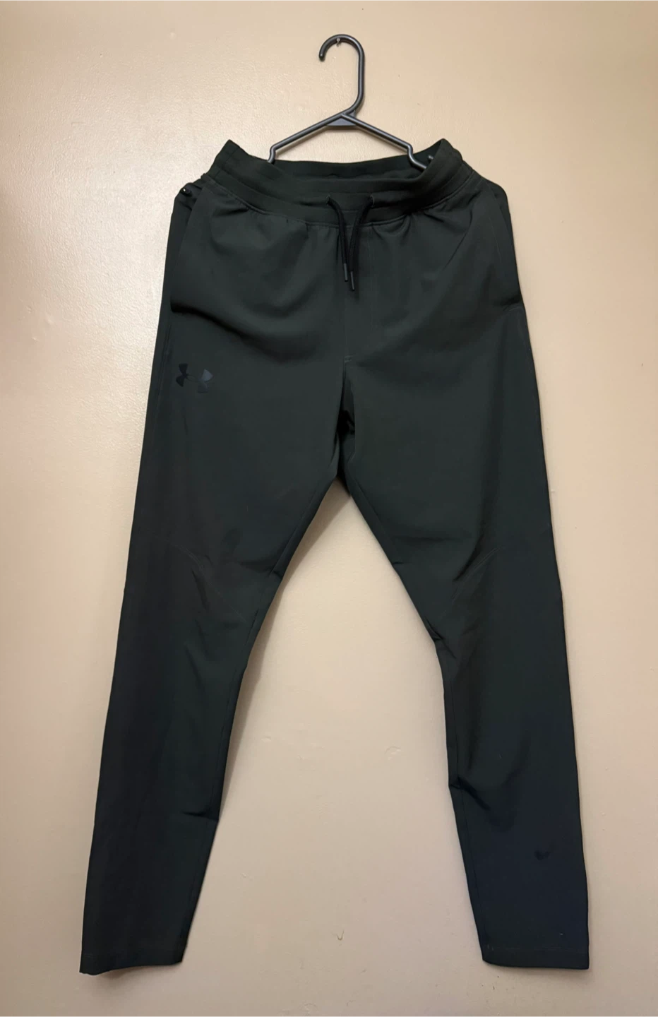 Green Under Armour Boy’s/Men’s Pants (Small)