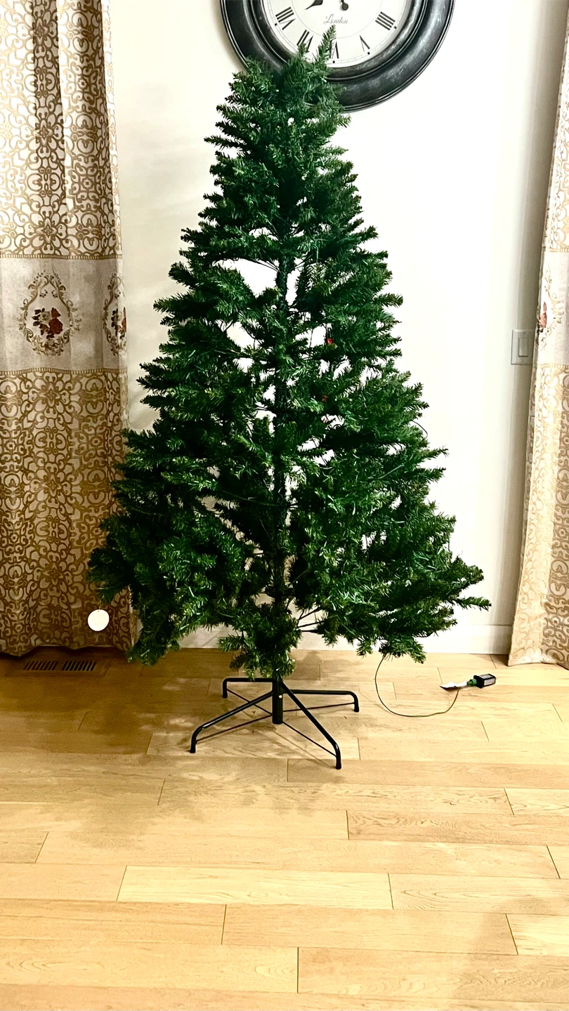 7 ft Pre-Lit Christmas Tree with ornaments, skirt,lighted star