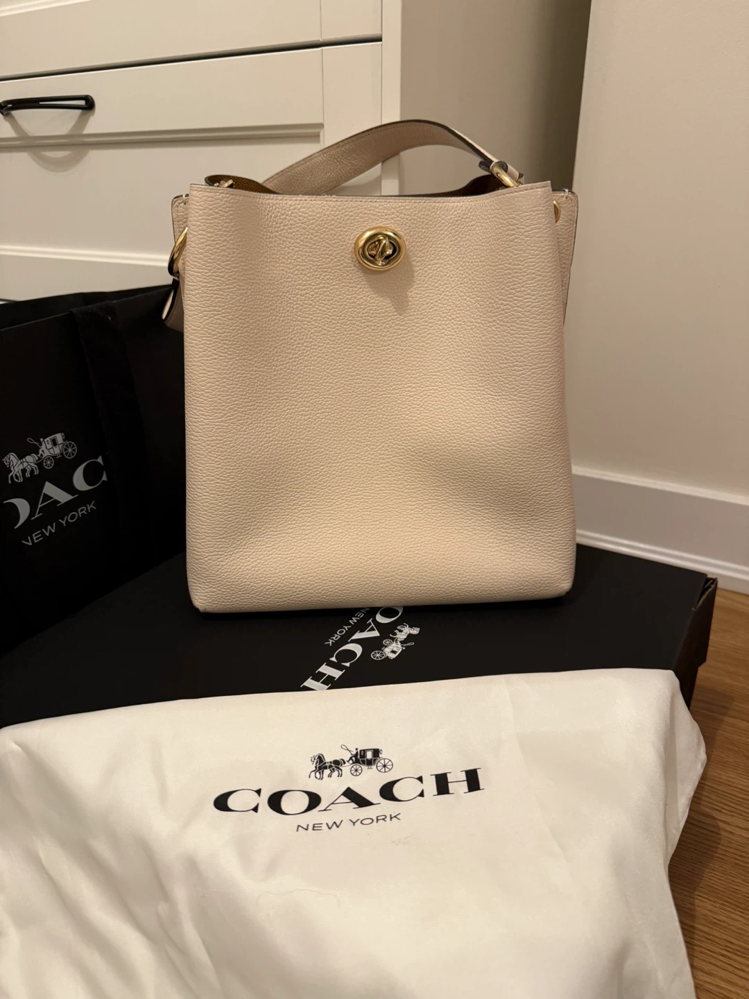 Coach Bucket Bag - Like New!
