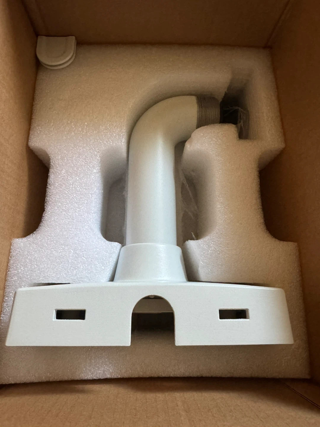 Axis 5504-821 Camera Mounting Bracket - New
