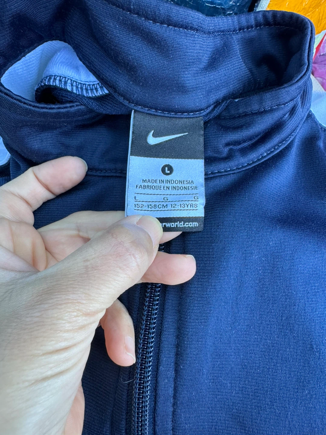 Nike Jacket Size L (12-13 Yrs) - photo 2